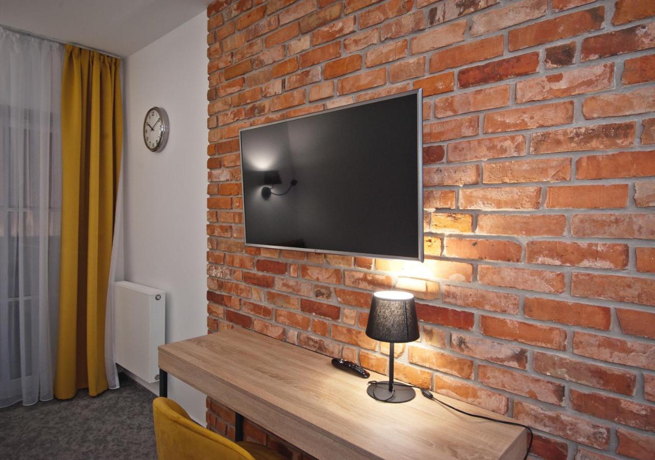 Aparthotel Gostyn Exteriör bild